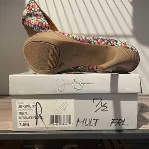 Jessica Simpson floral pumps